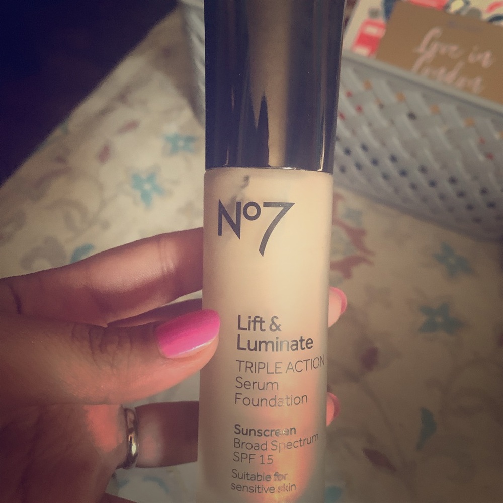 No7 serum